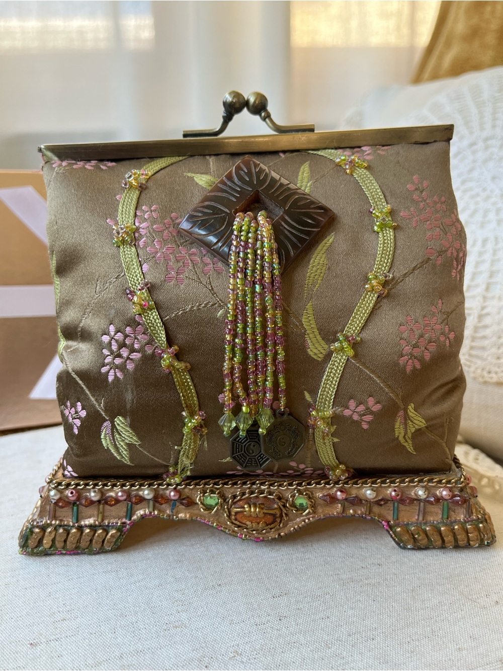 Mary Frances Ornate Beaded Pagoda style Evening Kiss-lock Clutch, Hand Bag